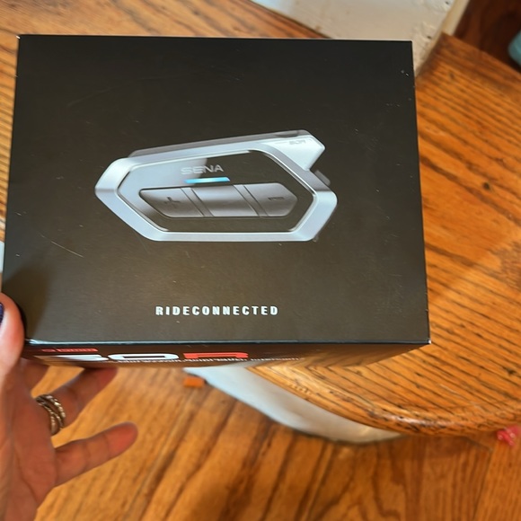 SENA 50R-01 50R Single Low Profile Motorcycle Bluetooth Headset w/ Mesh Intercom - Picture 2 of 4